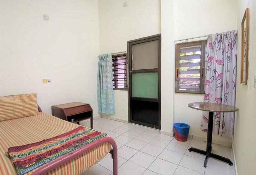 标准单人间, Star Lodge