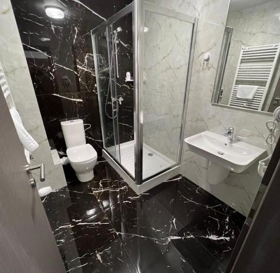 バルコニー付きスタンダードルーム, Motel Infinit