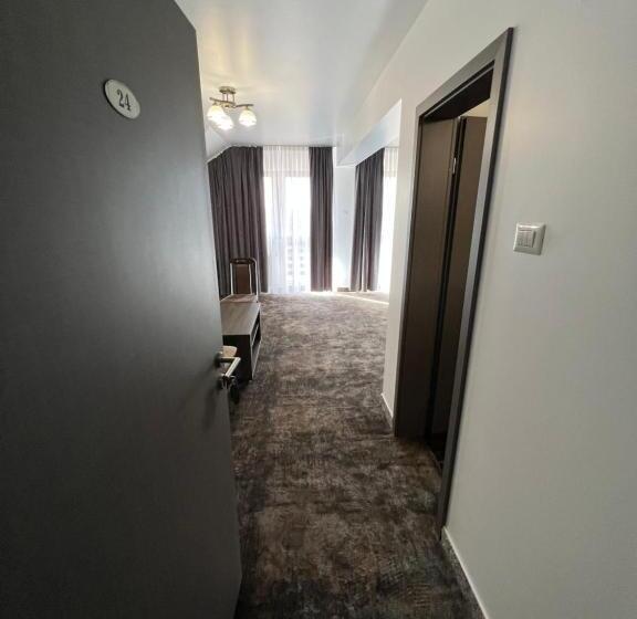 スタンダードトリプルルーム, Motel Infinit