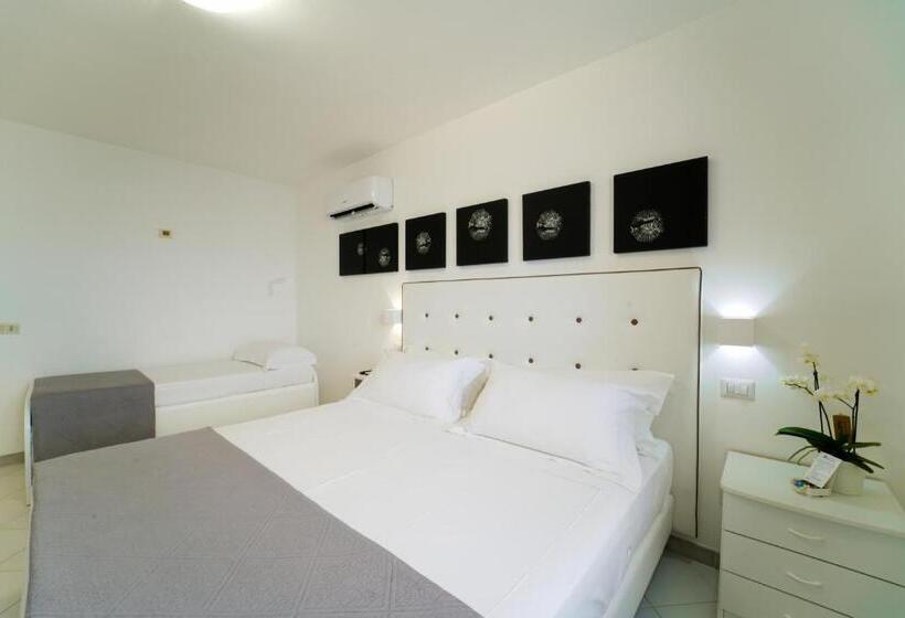 オーシャンビューデラックスルーム, Le Casette Di Ulisse