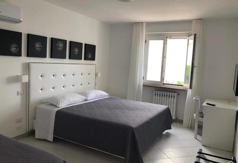 オーシャンビューデラックスルーム, Le Casette Di Ulisse