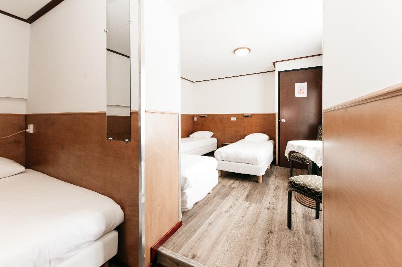 اتاق استاندارد چهار تخته, Van Gelder