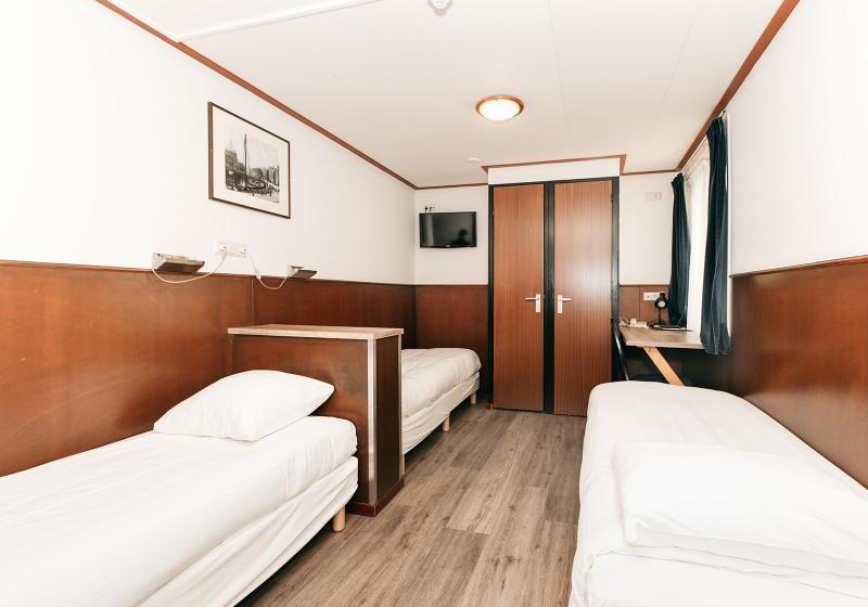 اتاق استاندارد سه نفره, Van Gelder