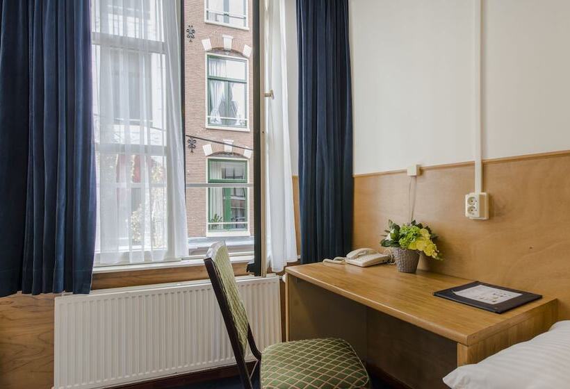 اتاق استاندارد چهار تخته, Van Gelder