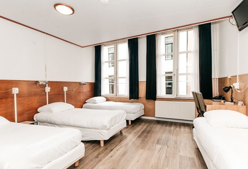 اتاق استاندارد چهار تخته, Van Gelder