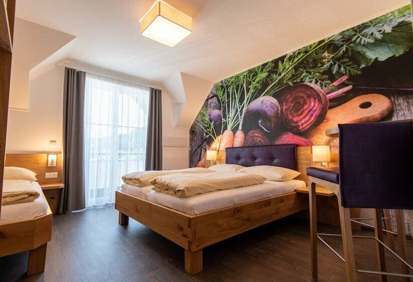 带阳台的三人标准间, Genussgasthof Willenshofer