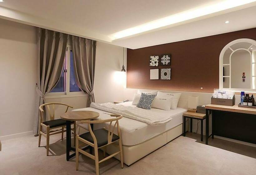 اتاق استاندارد, Idea Gupo