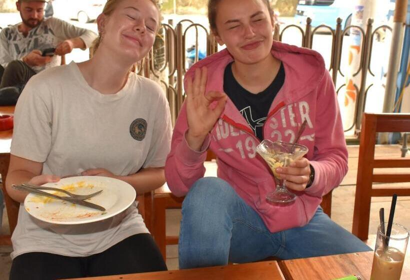 اتاق استاندارد, Lila Inn & Motorbike Tours Ha Giang