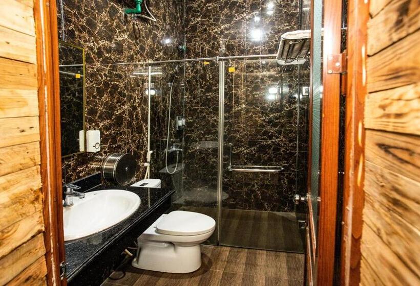 اتاق استاندارد, Lila Inn & Motorbike Tours Ha Giang