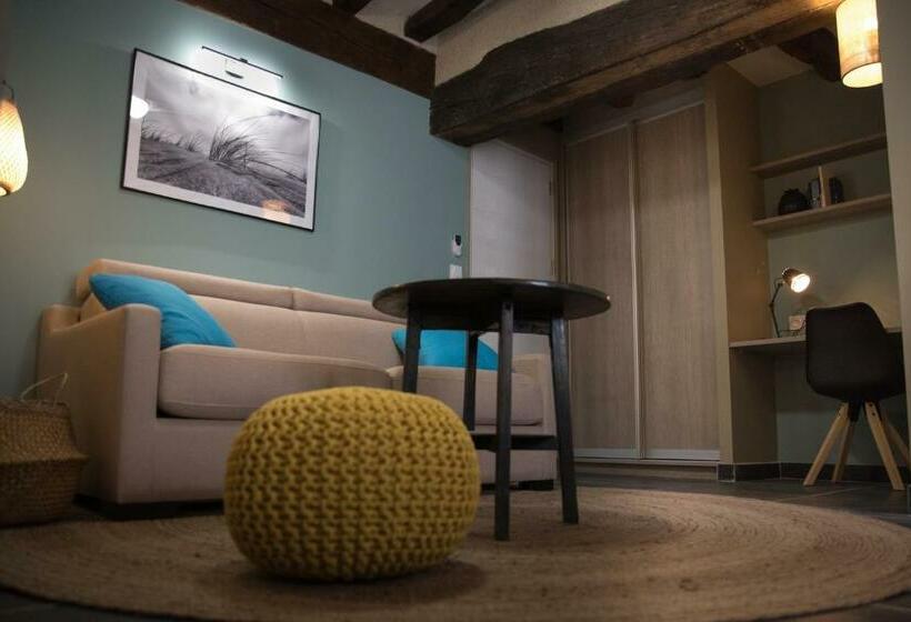 جناح ديلوكس سرير كينج, La Demalerie