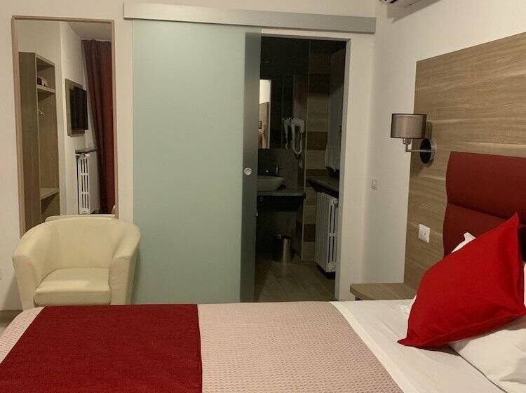 プールの見えるスーペリアルーム, Villa Cuore