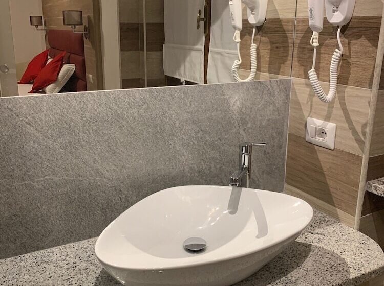 プールの見えるスーペリアルーム, Villa Cuore