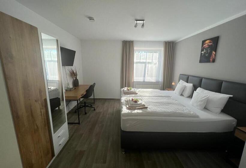 标准间, Restaurant Zum Landmann