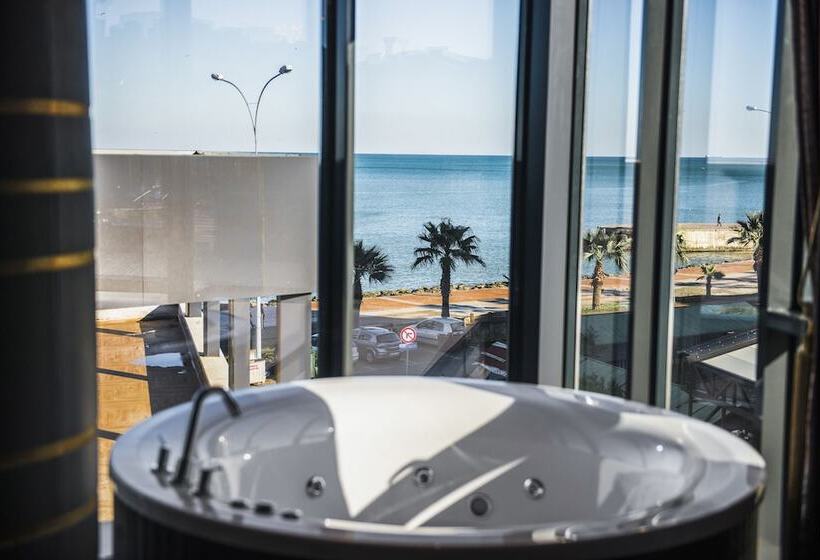 سوییت لوکس, B&c