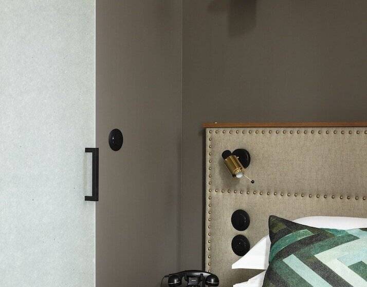 Chambre Classique Lit Double, De L Abbaye Lyon  Boutique