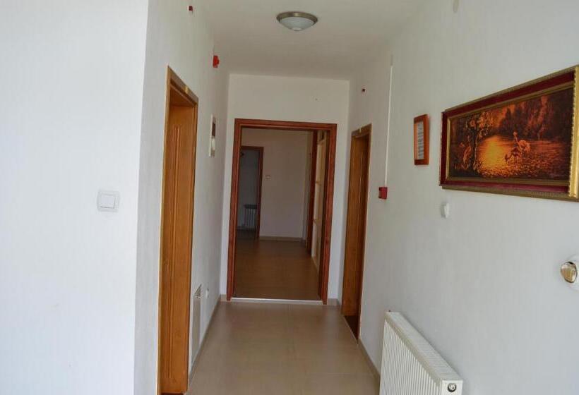 اتاق استاندارد, Motel Signal