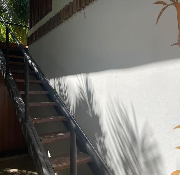 חדר סטנדרט לשלושה עם נוף לגינה, Beach Cabinas