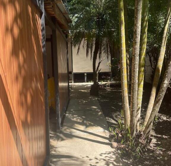 חדר סטנדרט לשלושה עם נוף לגינה, Beach Cabinas