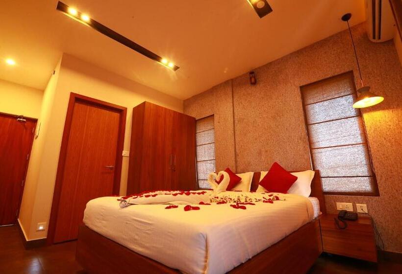 Номер Стандарт Вид на Озеро, Bonita Banasura