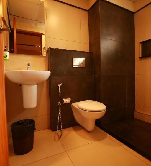 Номер Стандарт Вид на Озеро, Bonita Banasura