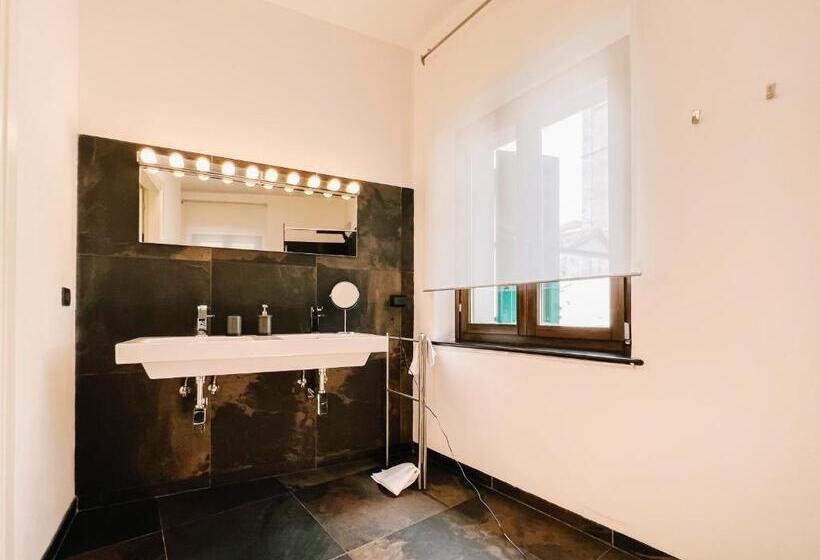 バルコニー付きデラックスルーム, Crudis Luxury Rooms