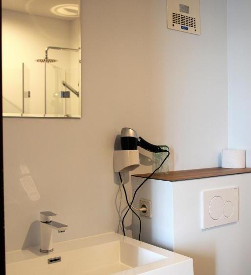 エコノミールーム, Wahlmüller