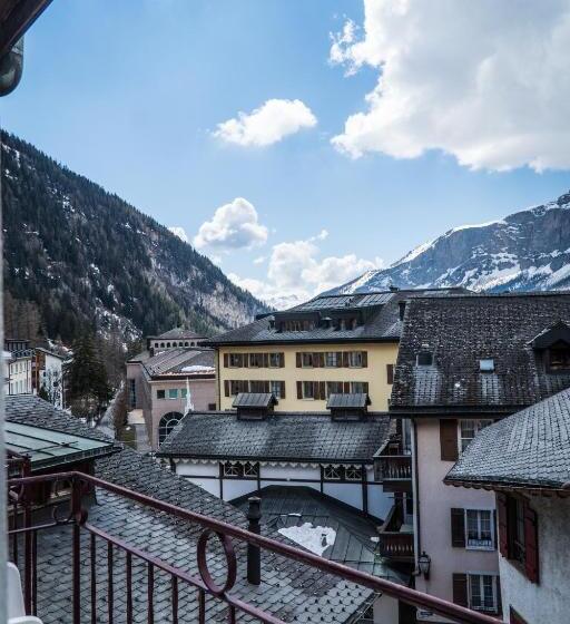 غرفة قياسية حمام مشترك, Weisses Rössli