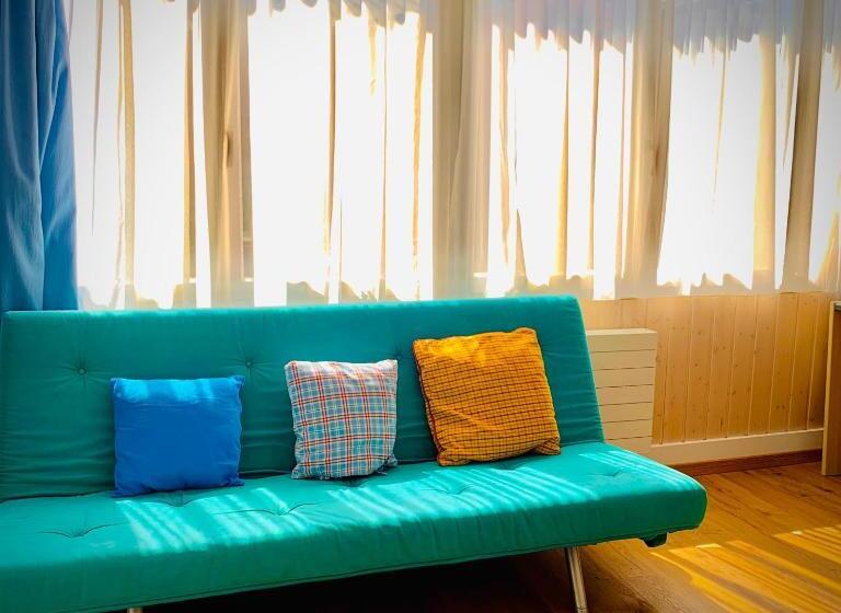 غرفة عائلية, Weisses Rössli