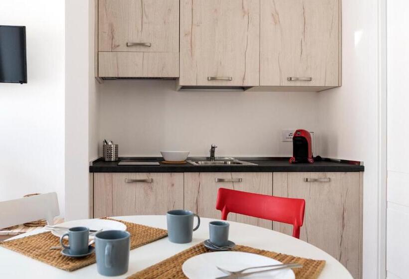 استودیوی لوکس, Paduina3 Comfort Apartments