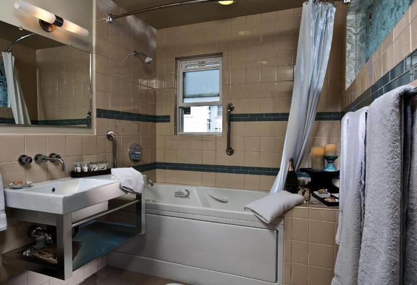 小型套房侧面可观海景, Aurora