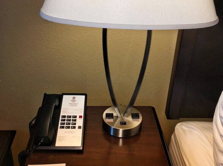 جناح, Best Western Plus Vintage Valley Inn