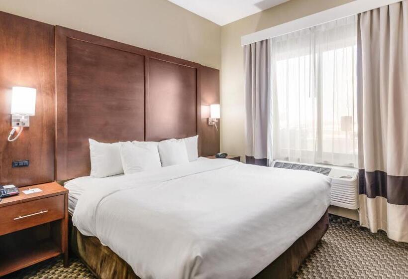Люкс с гидромассажем, Comfort Suites Fort Stockton