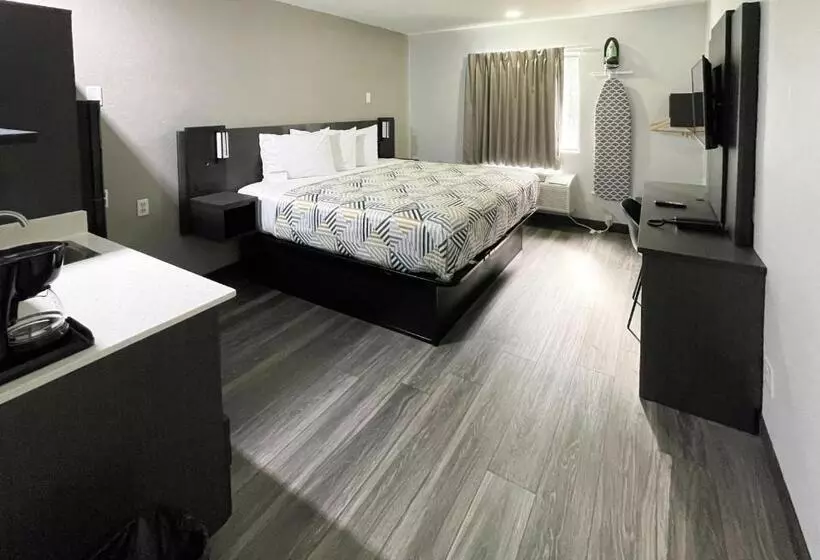 キングサイズベッドのスタンダードルーム, Days Inn Little Rock South