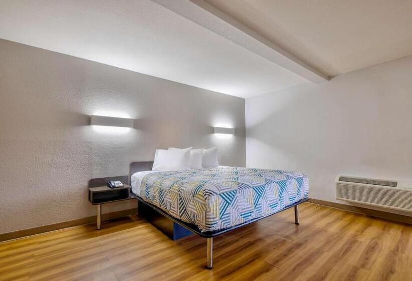 스탠다드 룸 킹사이즈 침대, Days Inn Little Rock South