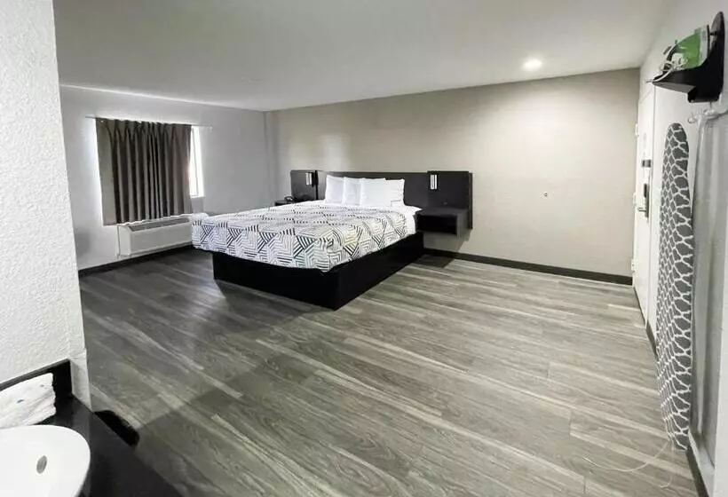 キングサイズベッドのデラックスルーム, Days Inn Little Rock South