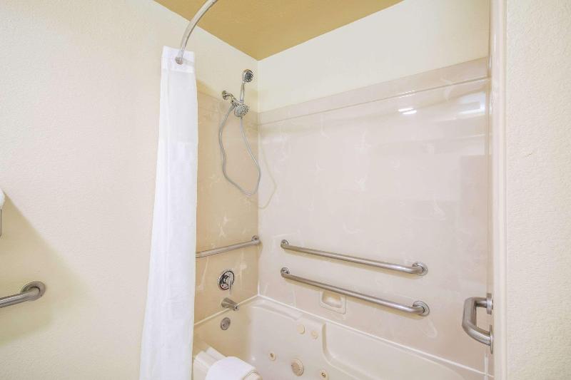 غرفة قياسية سرير كينج, Quality Inn Bastrop