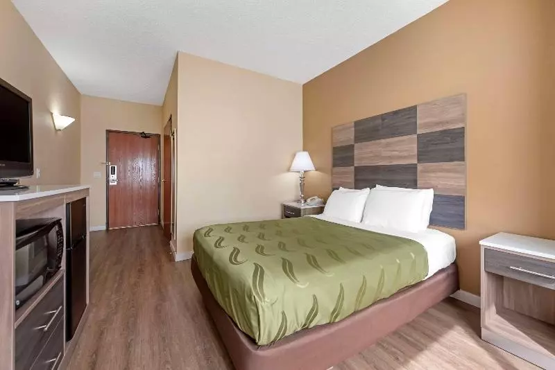 اتاق استاندارد برای معلولان, Quality Inn Bemidji