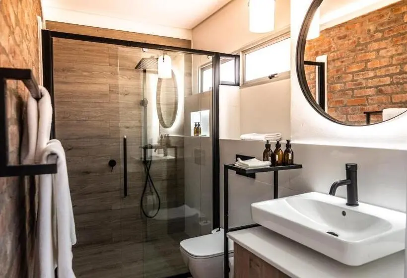 سوییت با چشمانداز باغ, The Windhoek Luxury Suites
