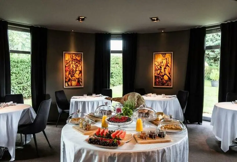سوئیت با تخت بزرگ, Dam Boutique Hotel & Restaurant