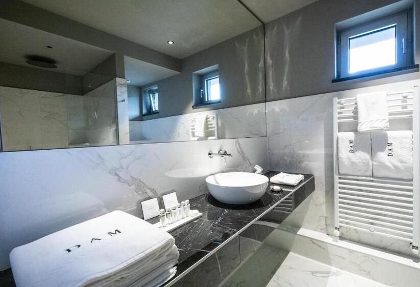 اتاق لوکس, Dam Boutique Hotel & Restaurant