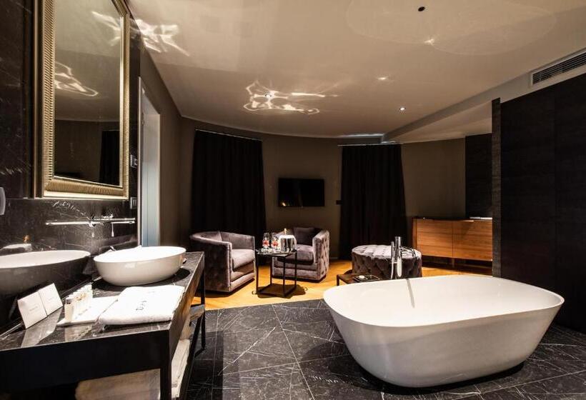 سوییت, Dam Boutique Hotel & Restaurant