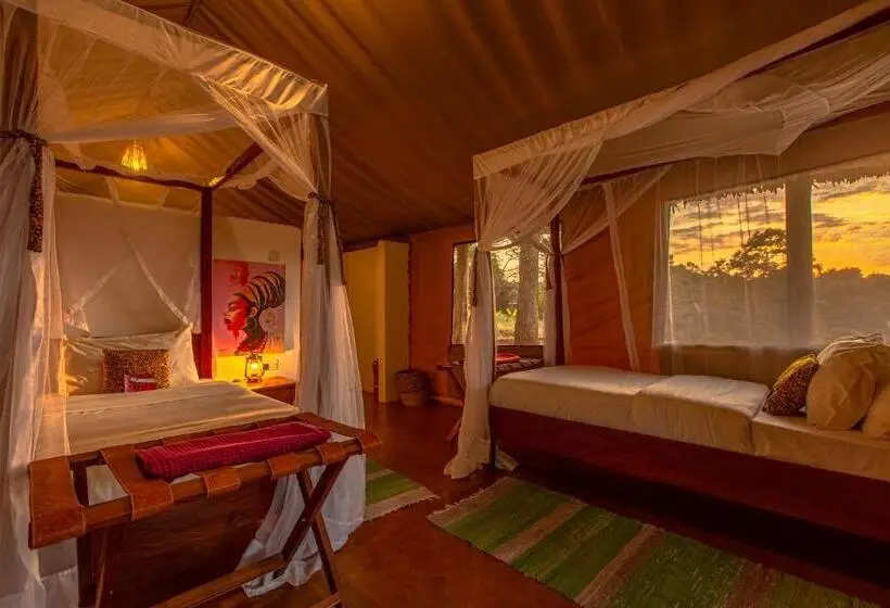 デラックストリプルルーム, Karatu Tented Lodge