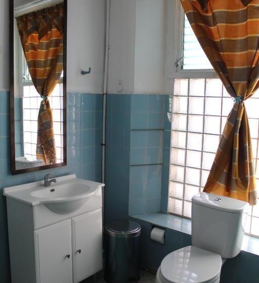 اتاق لوکس, Hostal Velvet Plaza