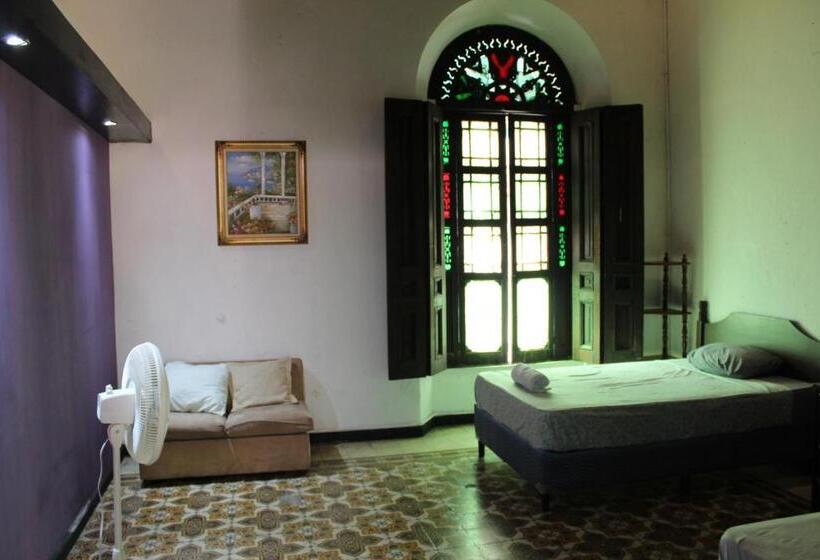 اتاق استاندارد با 2 تخت دوبل, Hostal Velvet Plaza
