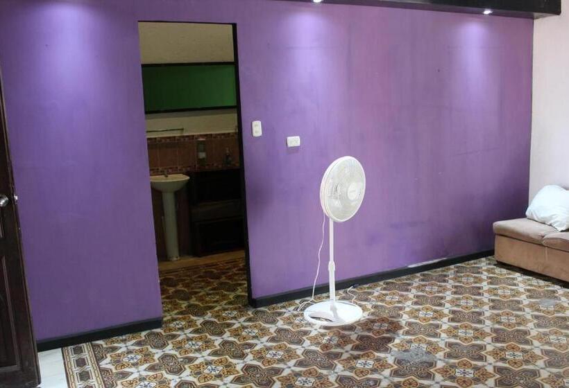 اتاق استاندارد با 2 تخت دوبل, Hostal Velvet Plaza