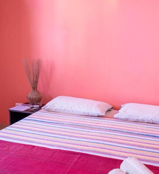 اتاق استاندارد, Sakaroule B&b