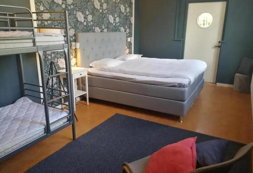 Perhehuone Jaettu Kylpyhuone, Sjugare Gård Bed & Breakfast