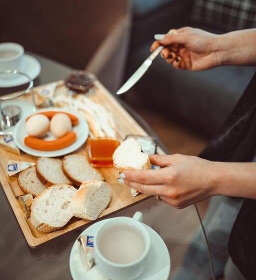 Deluxe Room, Argishti