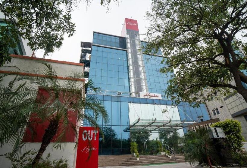 スーペリアールーム, Hyphen Business