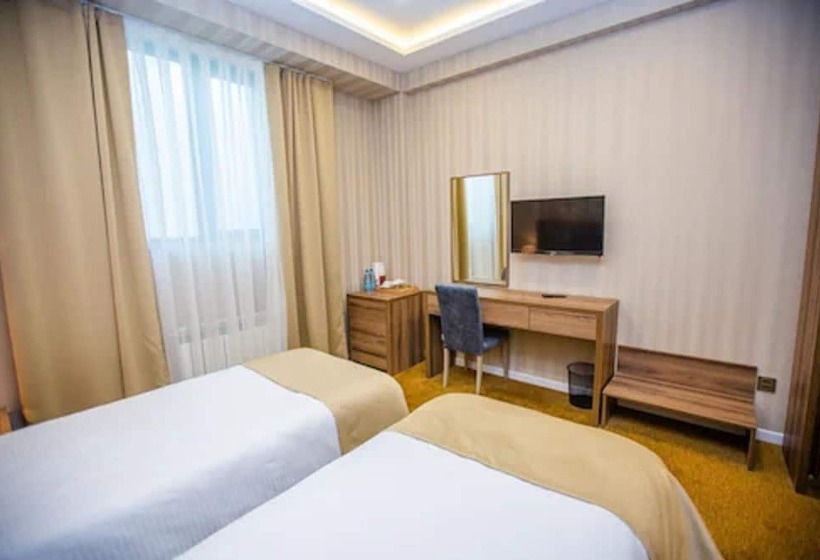 اتاق استاندارد, Grand Midway